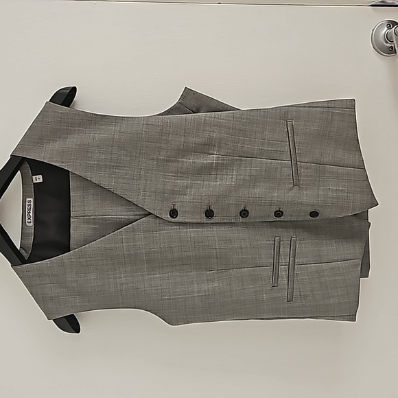 Express Men's Suit - Picture 2 of 16